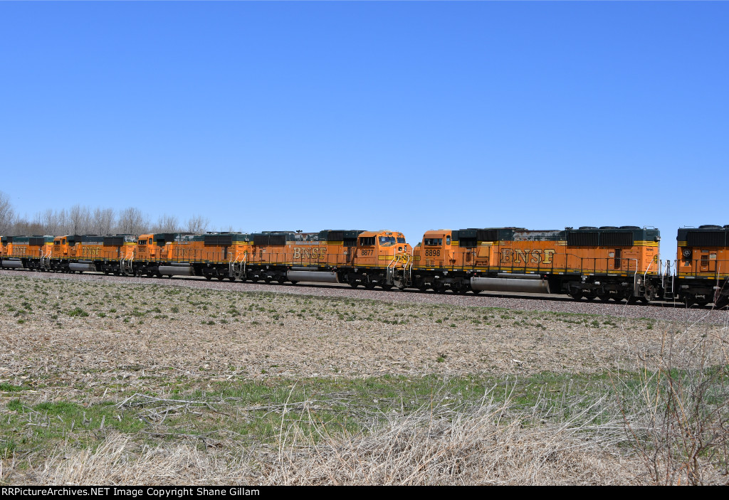 BNSF 8898